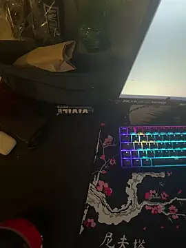 Snapshot of Mo_2003 chatting on 02.11.25 Mo 2003 online show from 02.11.25