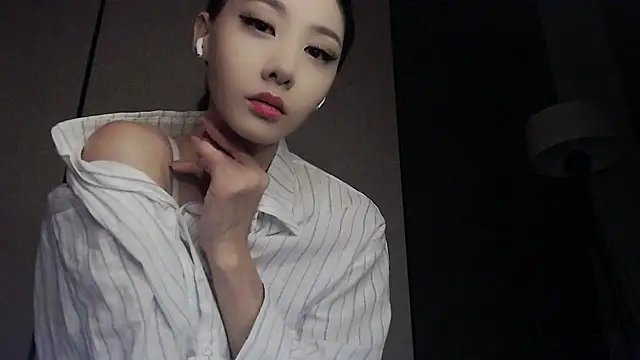 Fudzik0 online show from 02.18.26