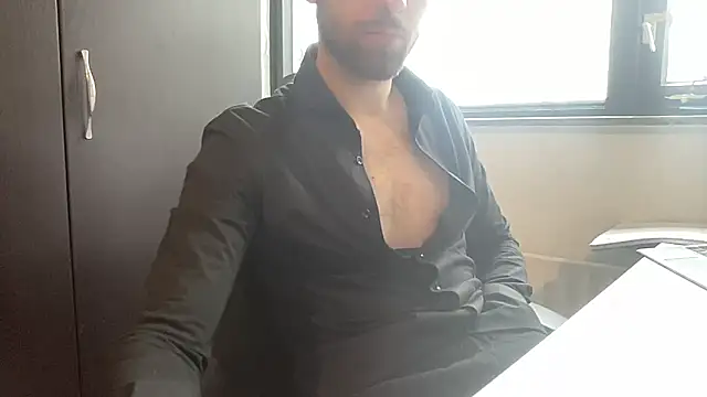 Snapshot of bullyboyy chatting on 02.24.25 bullyboyy online show from 02.24.25