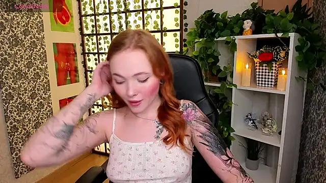 Maya Light online show from 03.06.25