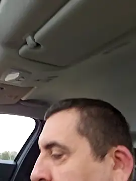 Snapshot of Usame_como_quieras chatting on 03.08.25 Usame como quieras online show from 03.08.25