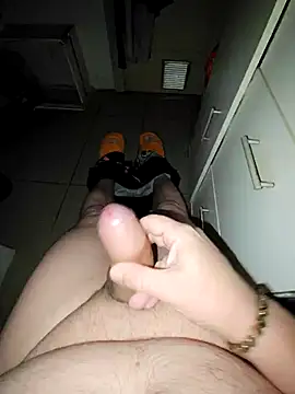 Snapshot of Usame_como_quieras chatting on 11.26.25 Usame como quieras online show from 11.26.25