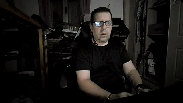 Snapshot of Usame_como_quieras chatting on 12.04.25 Usame como quieras online show from 12.04.25