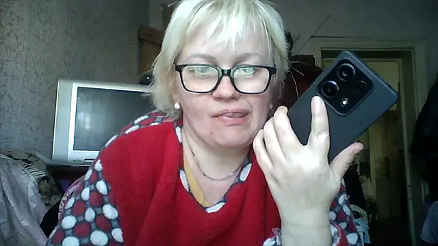 Snapshot of Mayya4321 chatting on 03.10.26 Mayya4321 online show from 03.10.26