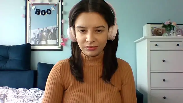 LariceSexy online show from 10.22.25