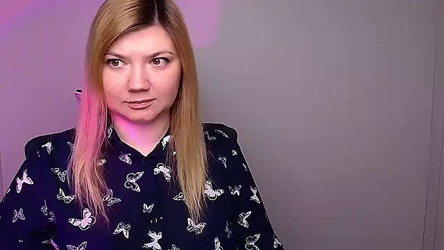 Lola moree online show from 02.04.25