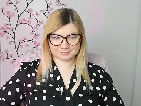 Lola moree online show from 03.06.26