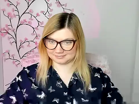 Lola moree online show from 04.03.26