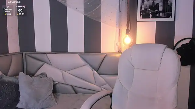 Snapshot of Salome__evans chatting on 02.04.25 Salome evans online show from 02.04.25