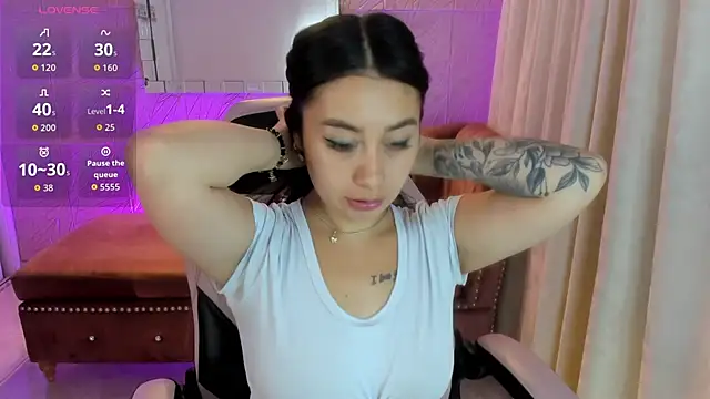 Snapshot of miss_isabella_m chatting on 02.20.26 miss isabella m online show from 02.20.26