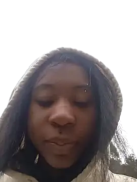 Zaira Rose  online show from 10.13.25