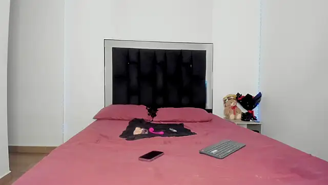 victoriacolin online show from 02.03.26