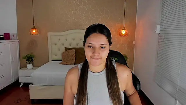 Snapshot of Hadley_ chatting on 06.17.26 Hadley online show from 06.17.26