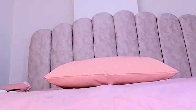 sharlott miller online show from 01.09.26