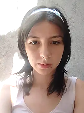 Maiden-Hot online show from 02.16.25