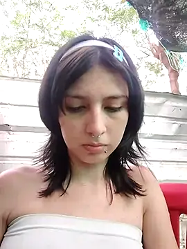 Maiden-Hot online show from 02.26.25