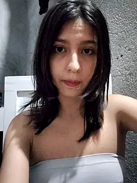 Maiden-Hot online show from 01.11.26