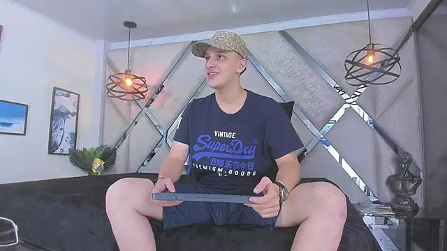 Thomas May4rs online show from 02.24.25