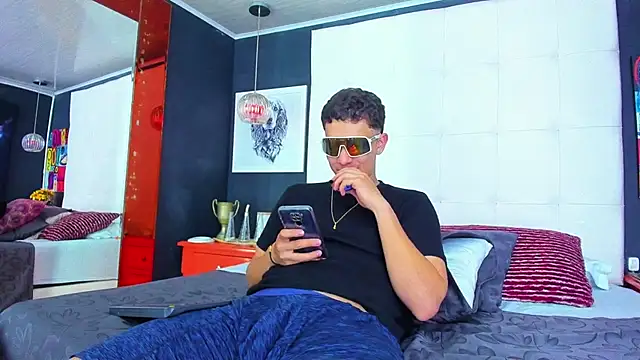 Thomas May4rs online show from 03.13.25