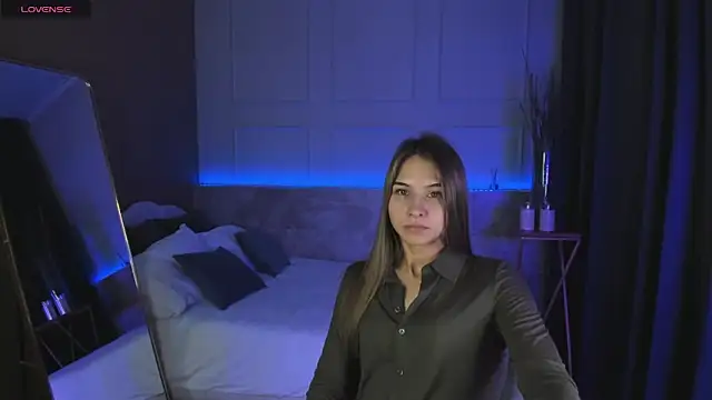 CharmBianca online show from 02.05.25