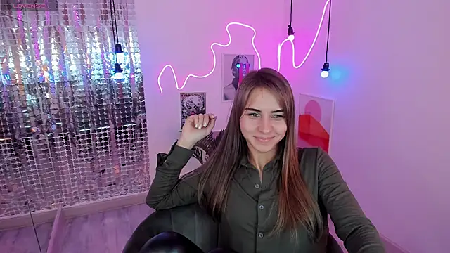 CharmBianca online show from 02.09.25