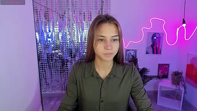 CharmBianca online show from 02.14.25