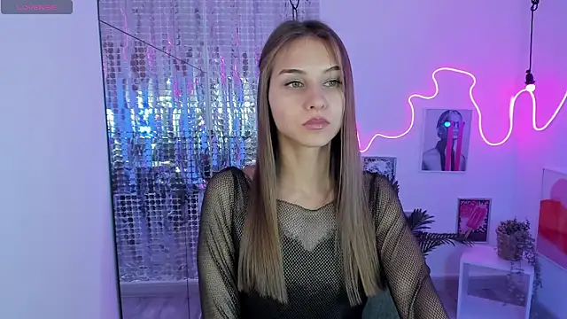 CharmBianca online show from 02.14.25