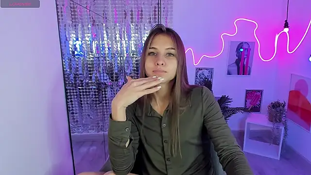 CharmBianca online show from 02.14.25