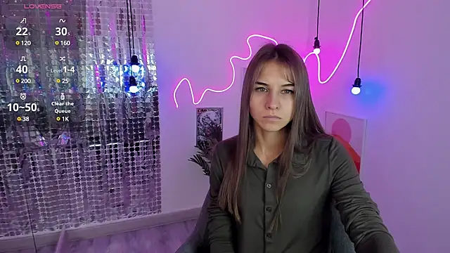 CharmBianca online show from 02.16.25