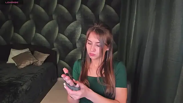 CharmBianca online show from 03.06.25