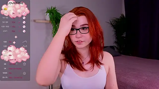 Anncouette  online show from 02.25.25