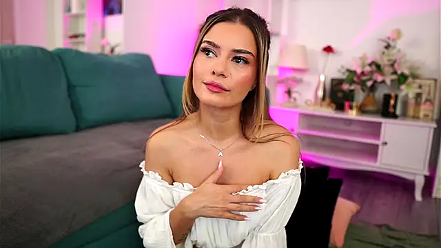 Midnight Seduction online show from 10.30.25