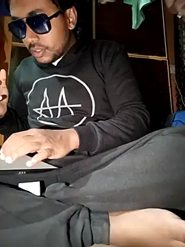 bigcock thick online show from 10.29.25