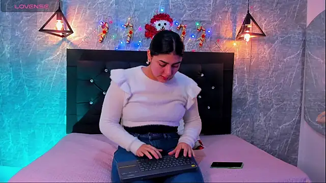 emberhodson online show from 12.18.25