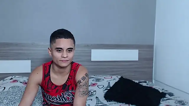 Liiamthompson online show from 10.09.25