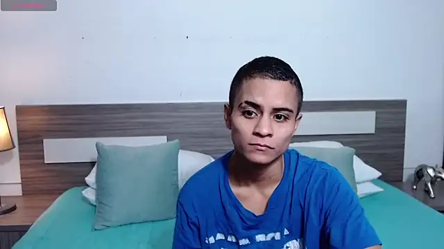 Liiamthompson online show from 04.06.26