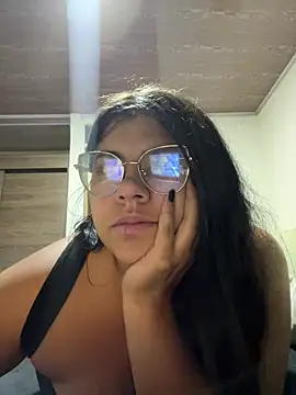 viccky vick online show from 03.16.25