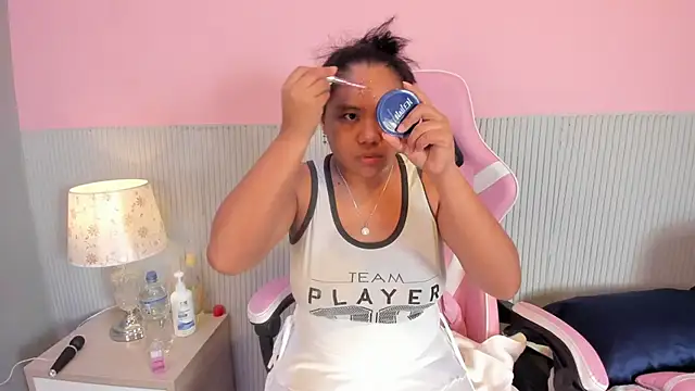 yeikafoxy online show from 11.05.25