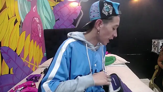 SimonAndJocelyn online show from 02.20.25