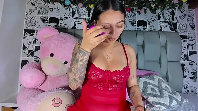 LucyRosse online show from 06.02.26