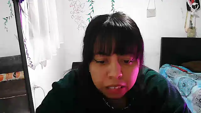 alexandraluv online show from 10.17.25