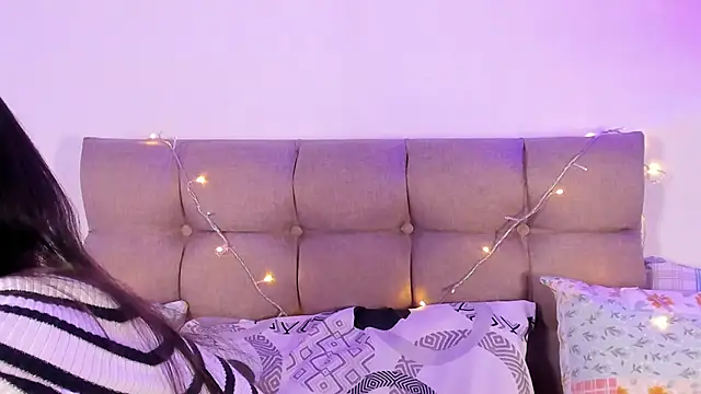 Miss veronicaa2 online show from 02.05.25