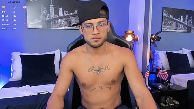 Snapshot of Max_Conor1 chatting on 02.27.26 Max Conor1 online show from 02.27.26