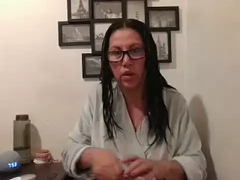 MirandaLatinaLovely online show from 02.18.25