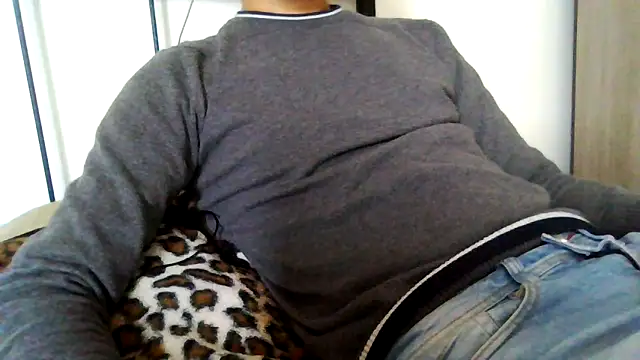 Snapshot of tommyboyteen chatting on 01.31.25 tommyboyteen online show from 01.31.25