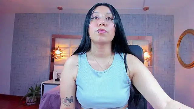 Snapshot of Nohemi_louse chatting on 07.17.26 Nohemi louse online show from 07.17.26