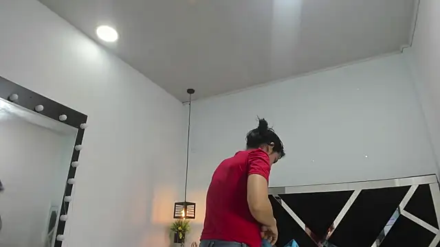 Annyrosee online show from 03.19.25