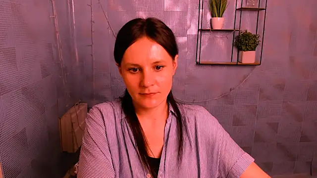 Snapshot of ValeriaHeart_ chatting on 01.31.25 ValeriaHeart online show from 01.31.25