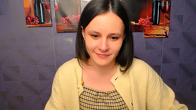 Snapshot of ValeriaHeart_ chatting on 02.13.25 ValeriaHeart online show from 02.13.25