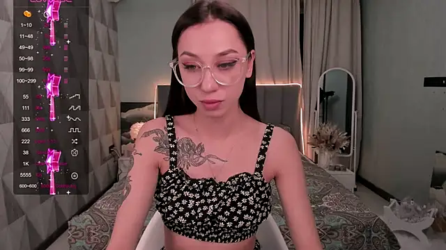 Queen Gabriel online show from 02.05.25